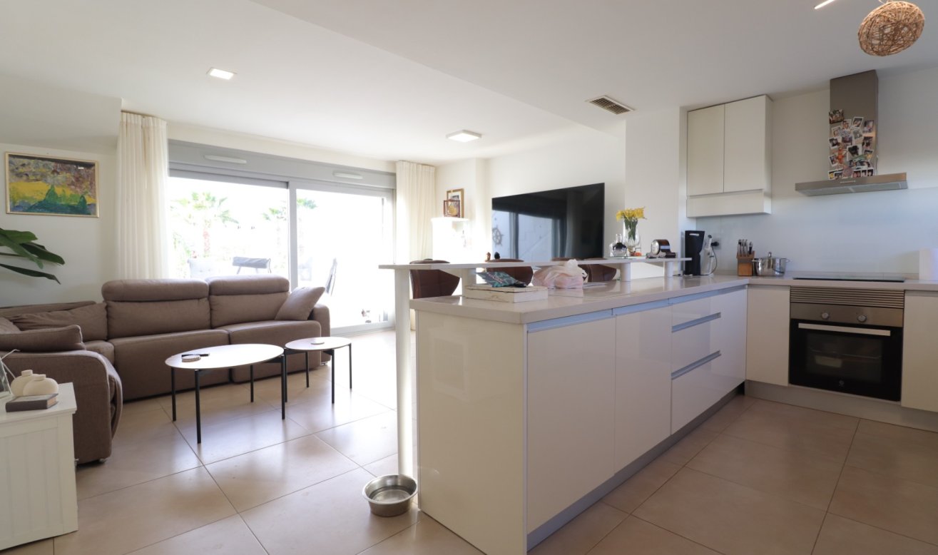 Reventa - Apartamento / piso - Los Montesinos - Entre Naranjos / Vistabella Golf