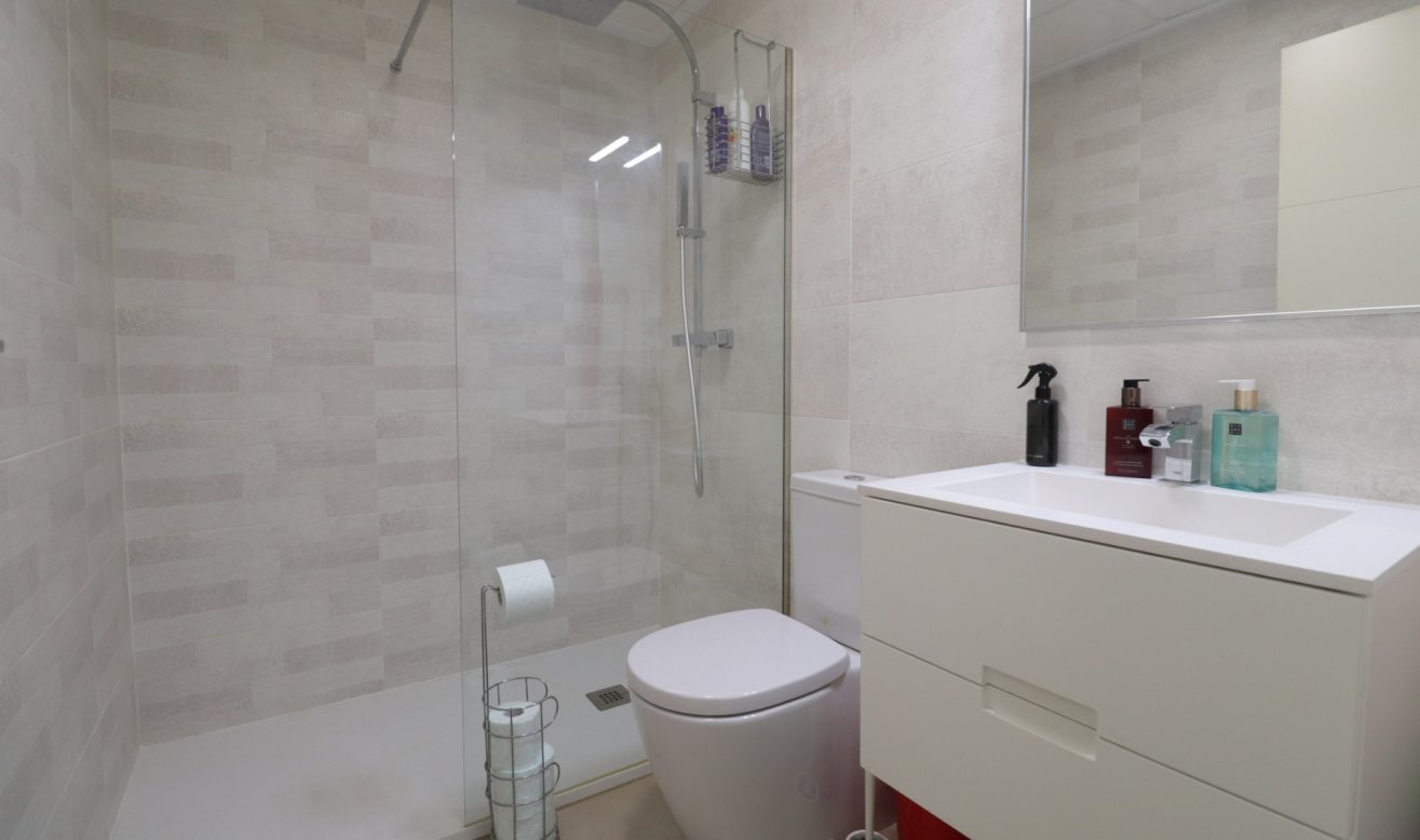 Reventa - Apartamento / piso - Los Montesinos - Entre Naranjos / Vistabella Golf
