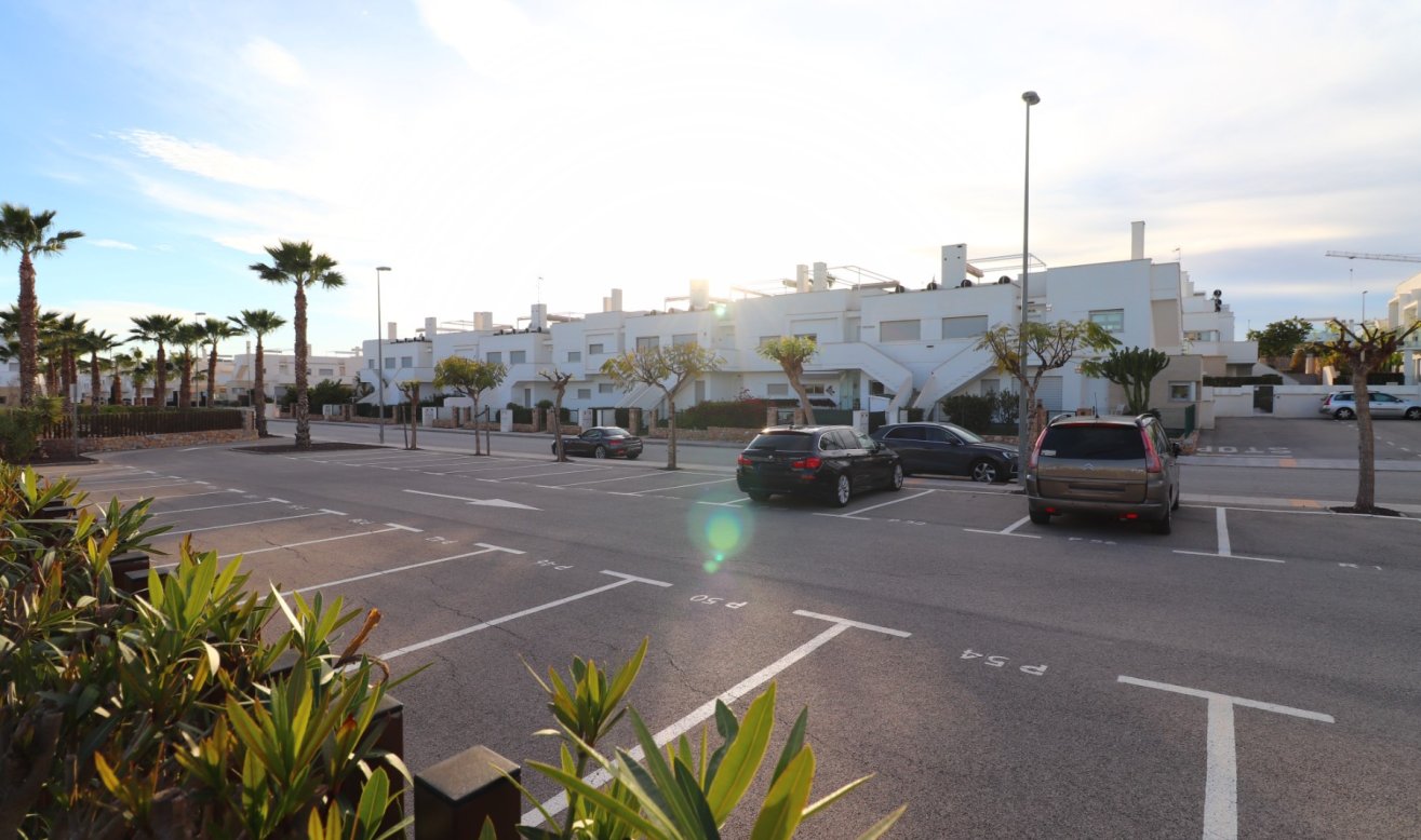 Reventa - Apartamento / piso - Los Montesinos - Entre Naranjos / Vistabella Golf
