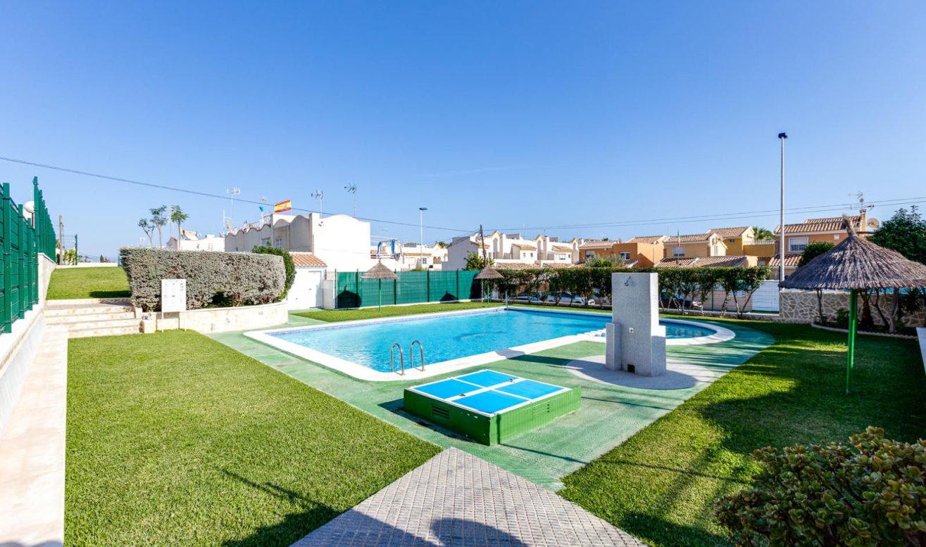 Reventa - Terraced house - Torrevieja - Los Balcones