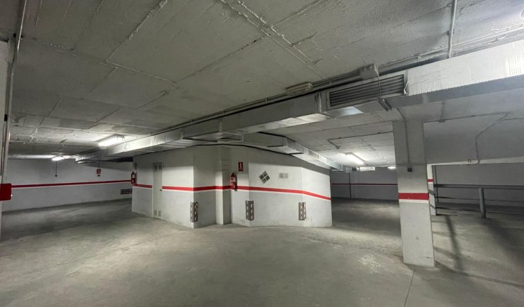 Reventa - Parking - Torrevieja - Playa del cura