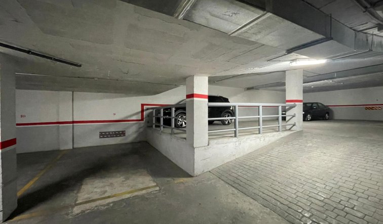 Reventa - Parking - Torrevieja - Playa del cura
