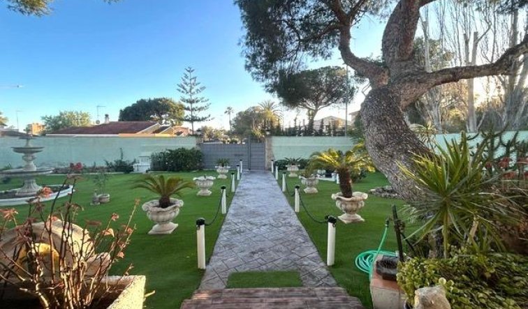 Reventa - Villa - Orihuela Costa - Altos de Campoamor
