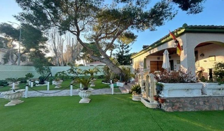 Reventa - Villa - Orihuela Costa - Altos de Campoamor