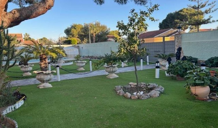 Reventa - Villa - Orihuela Costa - Altos de Campoamor