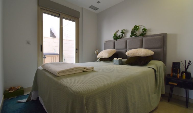 Reventa - Detached Villa - Orihuela Costa - Villamartin