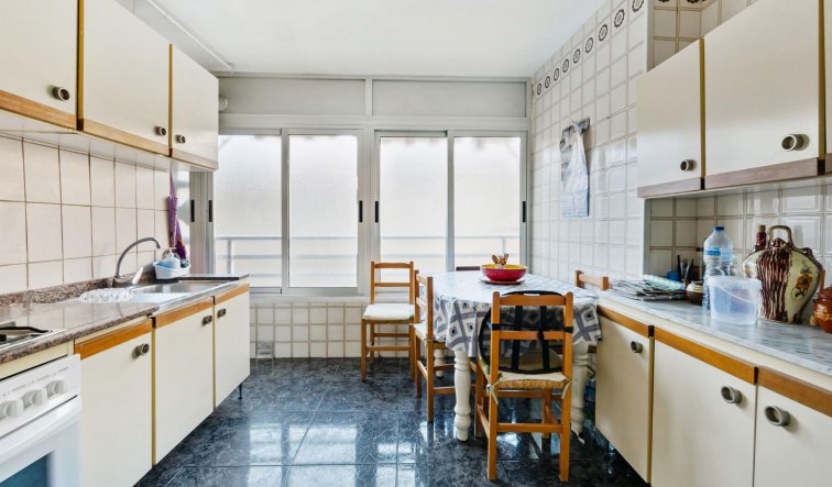 Reventa - Apartamento / piso - Torrevieja - Acequion