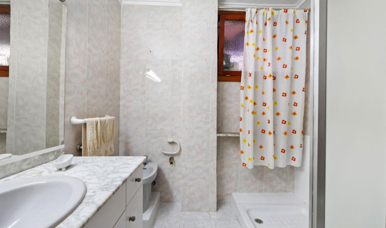 Reventa - Apartamento / piso - Torrevieja - Acequion