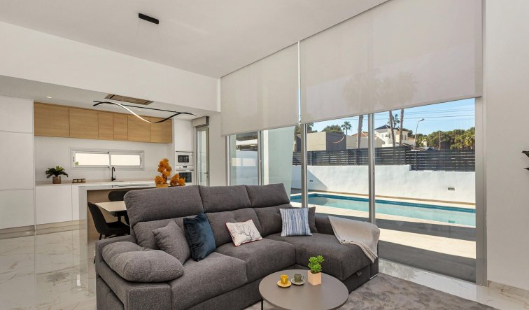 Obra nueva - Villa - Torrevieja - Los Balcones - Los Altos del Edén