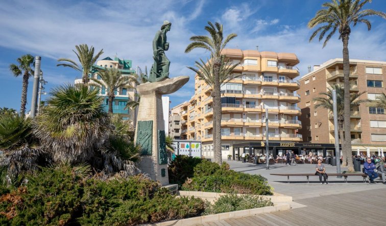 Reventa - Apartamento / piso - Torrevieja - Piscinas naturales