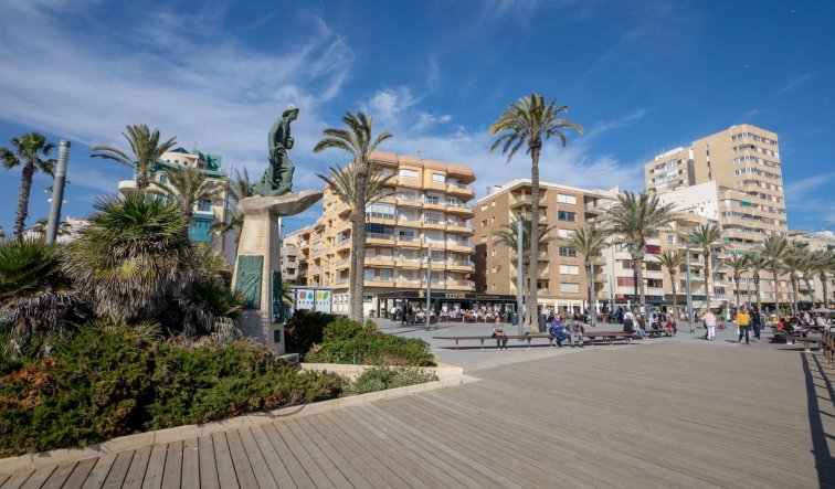 Reventa - Apartamento / piso - Torrevieja - Piscinas naturales
