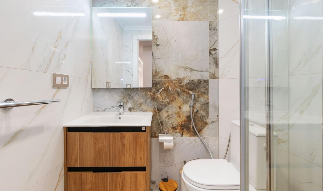 Reventa - Apartamento / piso - Torrevieja - Piscinas naturales
