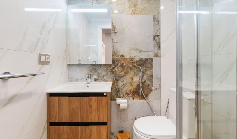 Reventa - Apartamento / piso - Torrevieja - Piscinas naturales