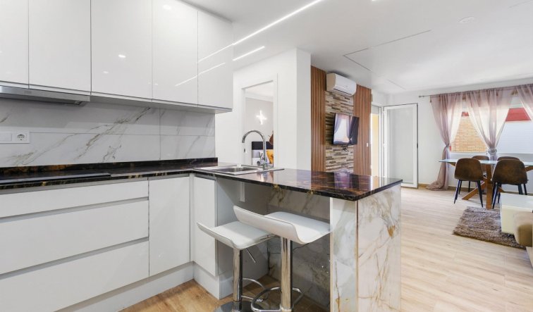 Reventa - Apartamento / piso - Torrevieja - Piscinas naturales