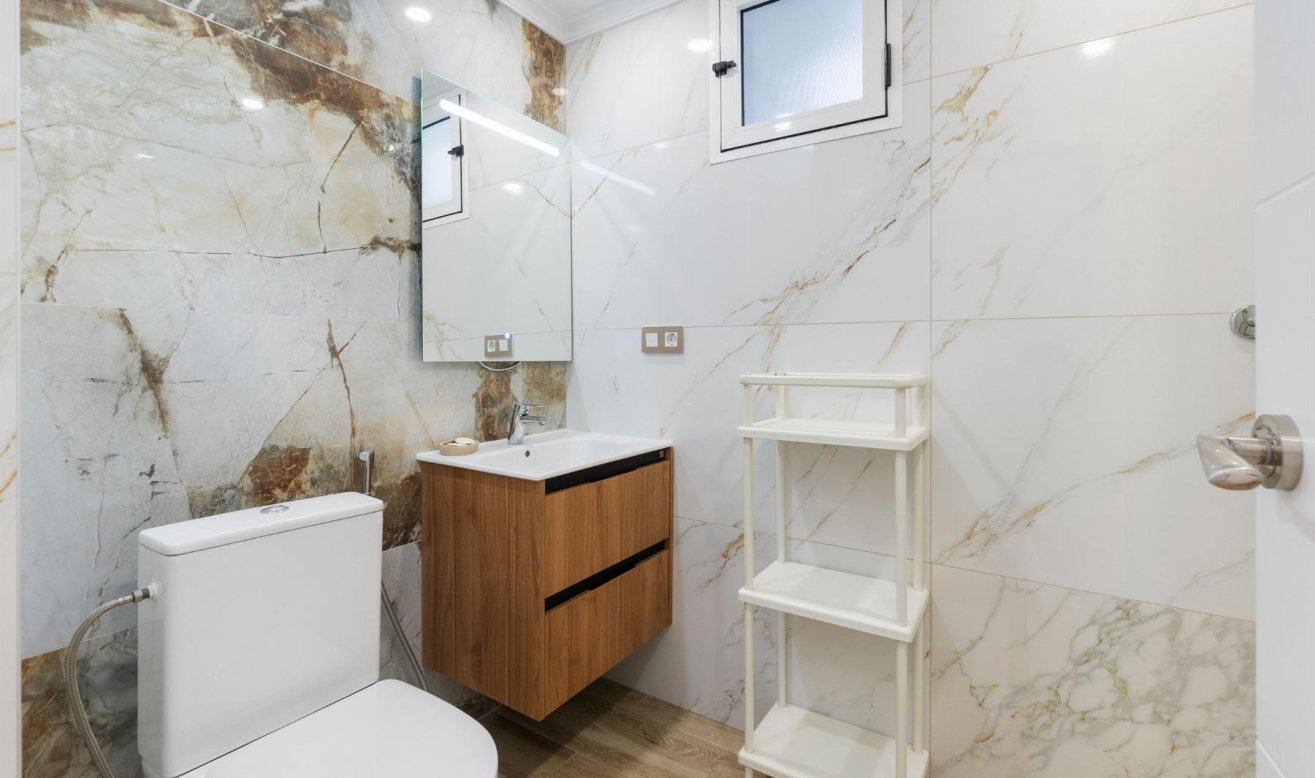 Reventa - Apartamento / piso - Torrevieja - Piscinas naturales