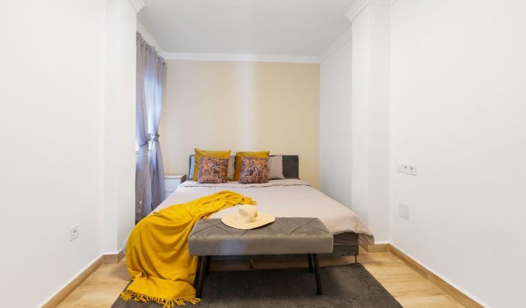 Reventa - Apartamento / piso - Torrevieja - Piscinas naturales