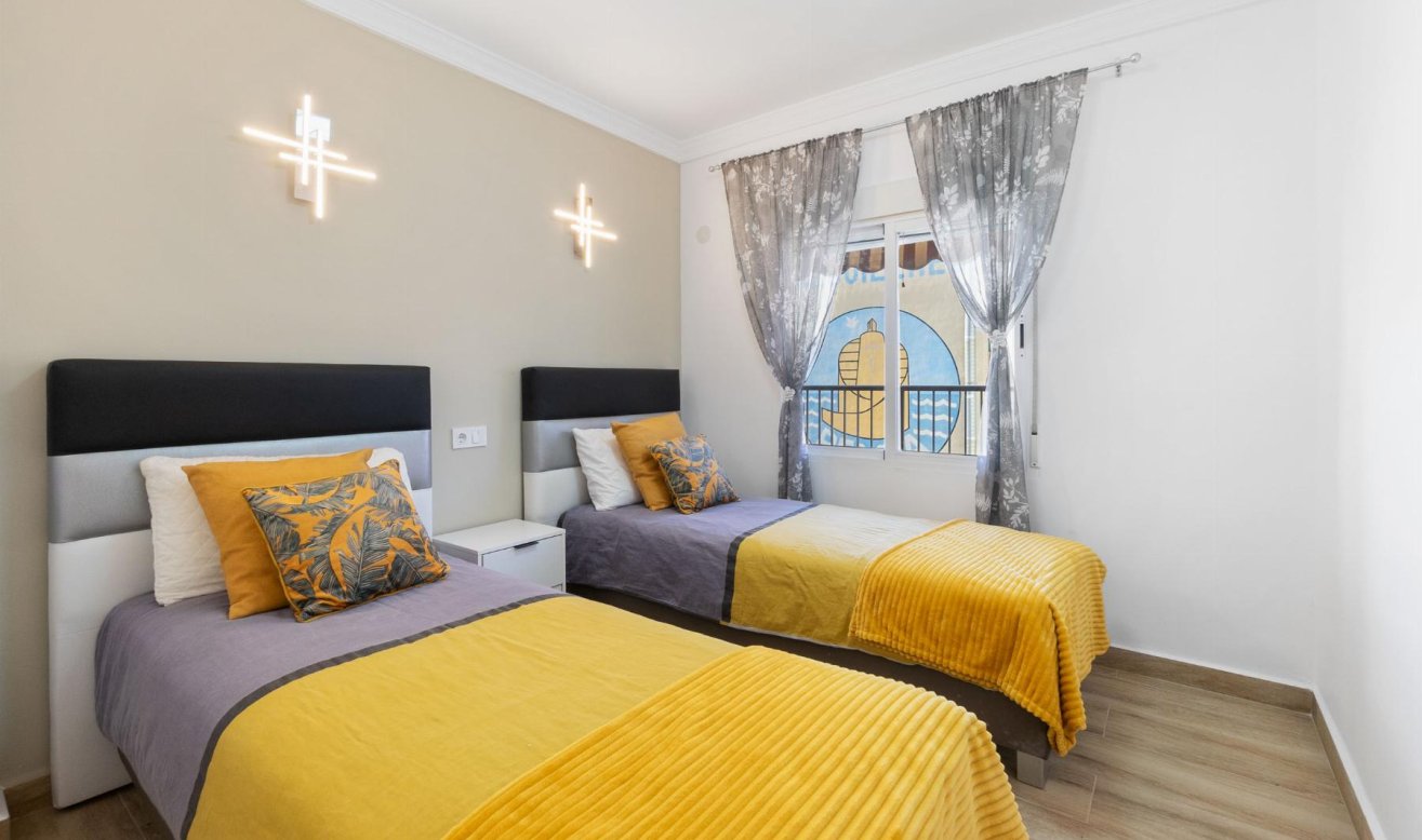 Reventa - Apartamento / piso - Torrevieja - Piscinas naturales