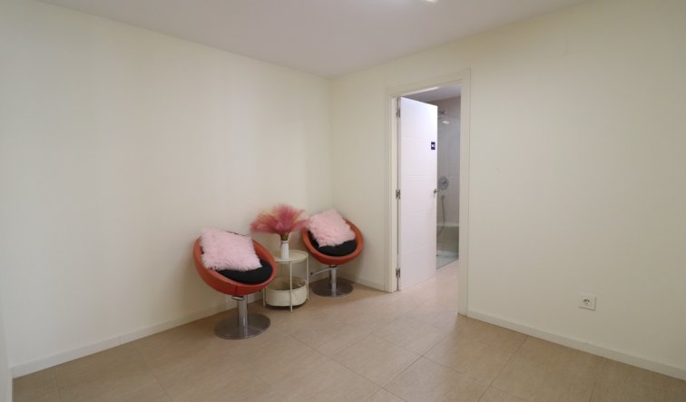 Reventa - Detached Villa - La Marina - La Marina - Urbanization