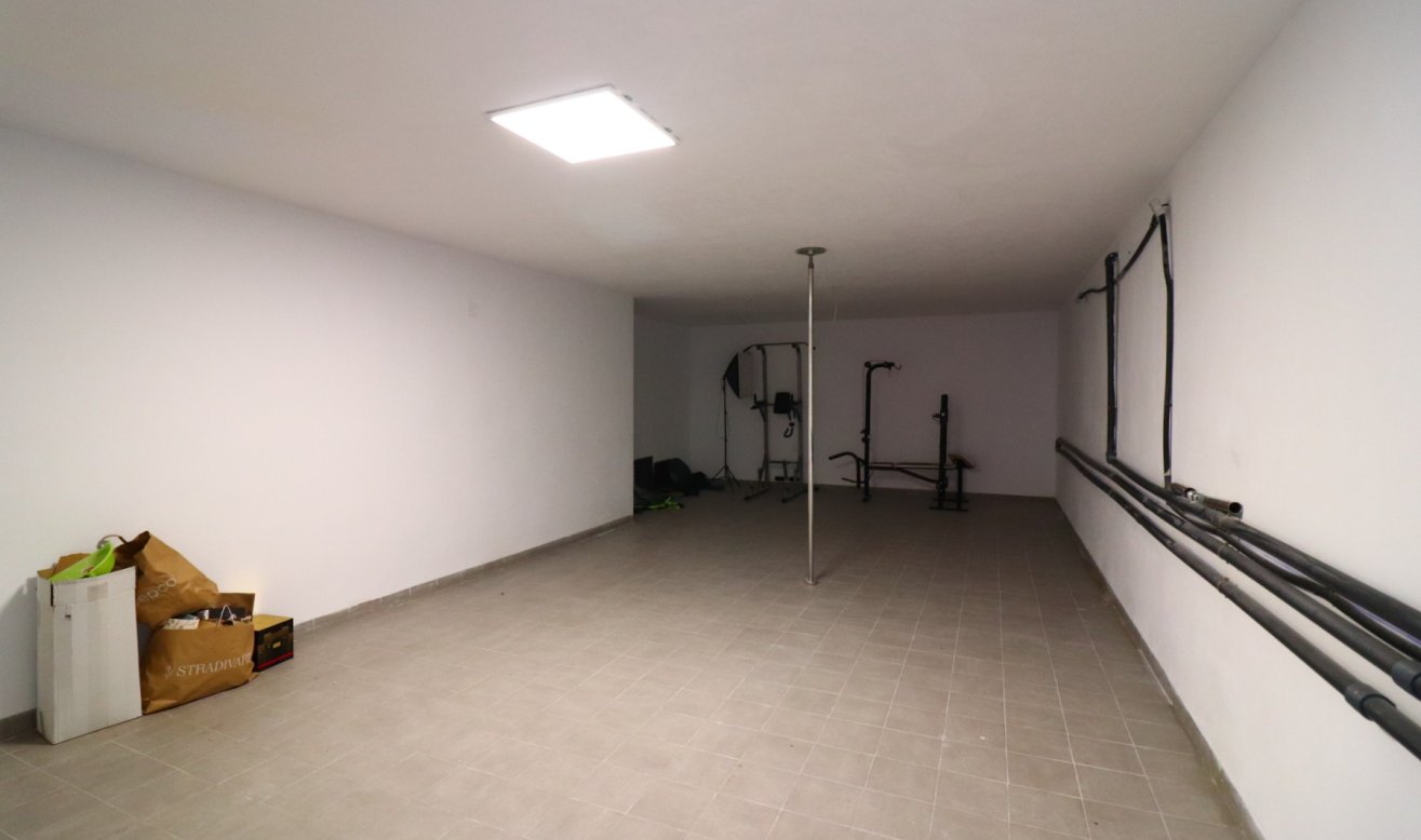 Reventa - Detached Villa - La Marina - La Marina - Urbanization