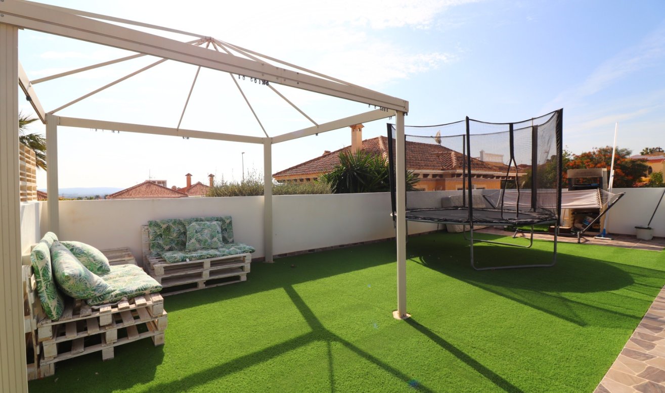 Reventa - Detached Villa - La Marina - La Marina - Urbanization