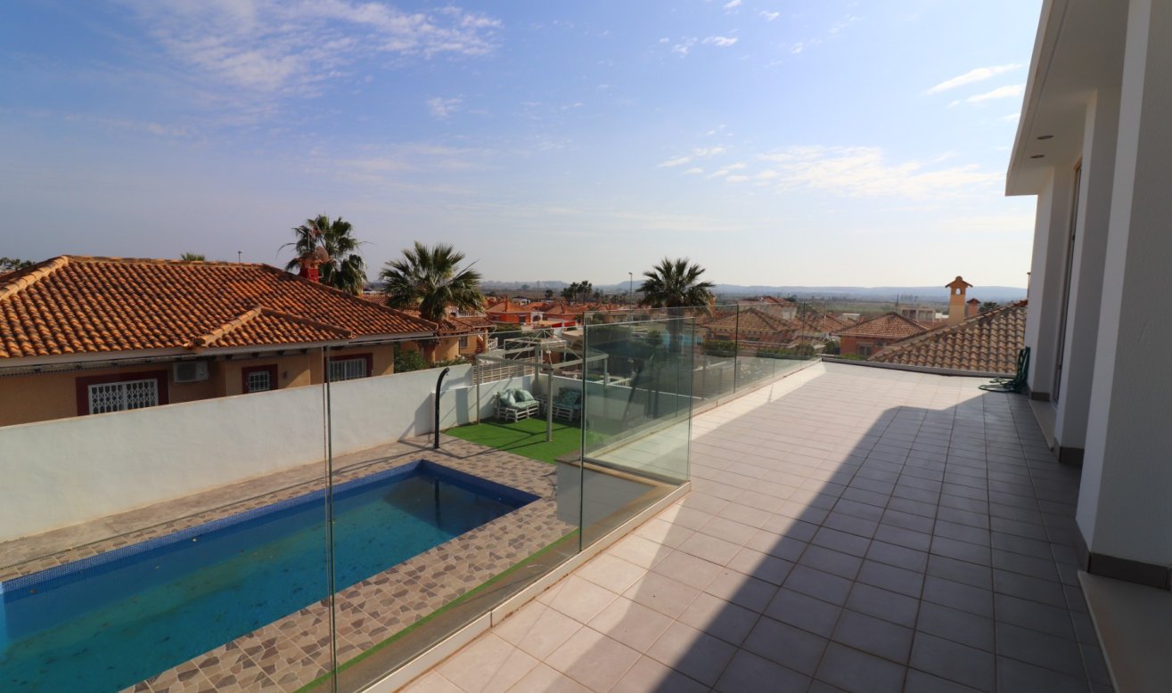 Reventa - Detached Villa - La Marina - La Marina - Urbanization