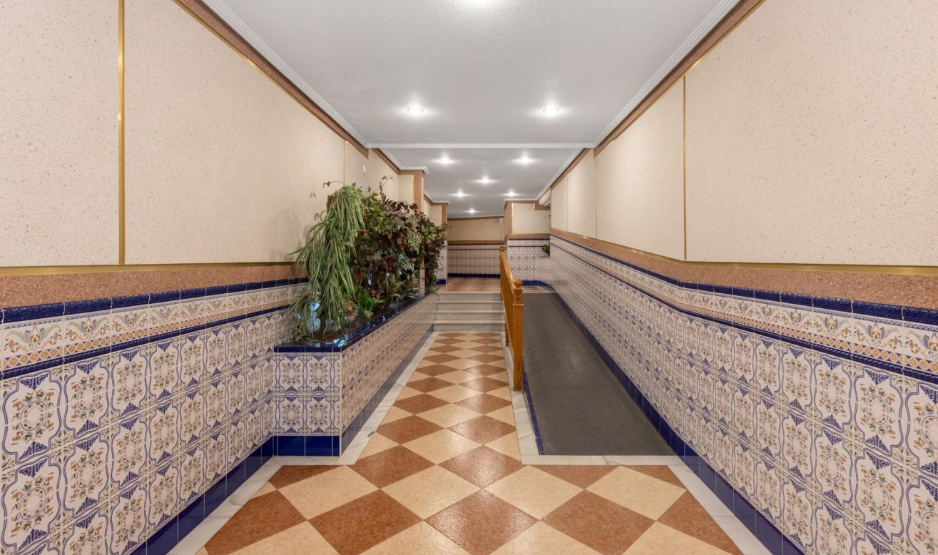 Reventa - Apartamento / piso - Torrevieja - La Mata