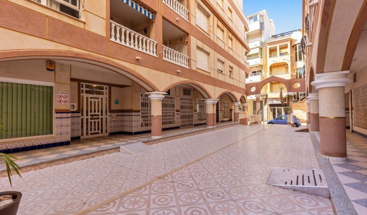 Reventa - Apartamento / piso - Torrevieja - La Mata