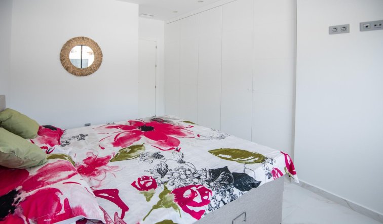 Obra nueva - Villa - Pilar de la Horadada - Pinar de Campoverde