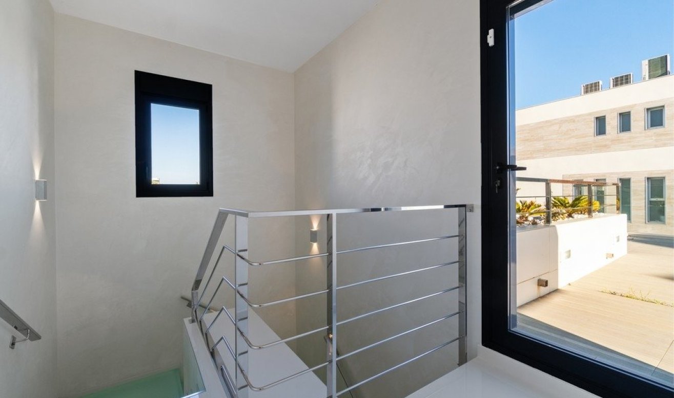 Reventa - Villa - Orihuela Costa - Agua Marina