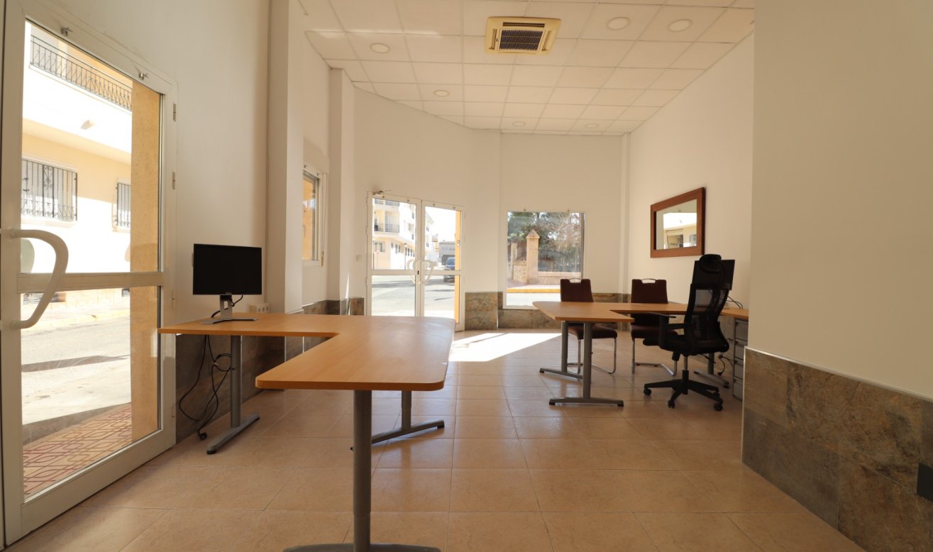 Reventa - Comercial - Jacarilla - Jacarilla - Town
