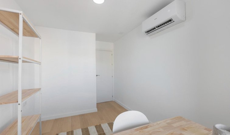 Reventa - Flat - Torrevieja - Playa de los Naufragos