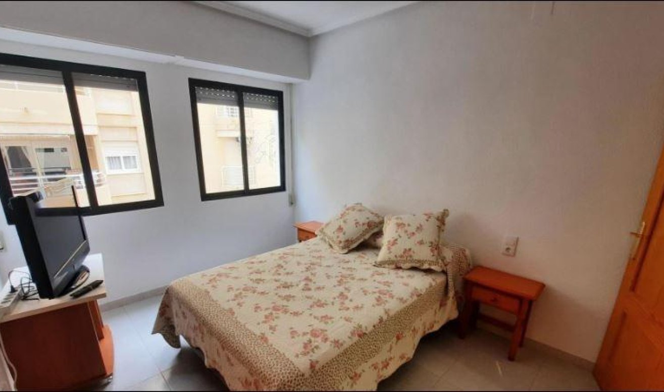 Reventa - Flat - Torrevieja - La Mata