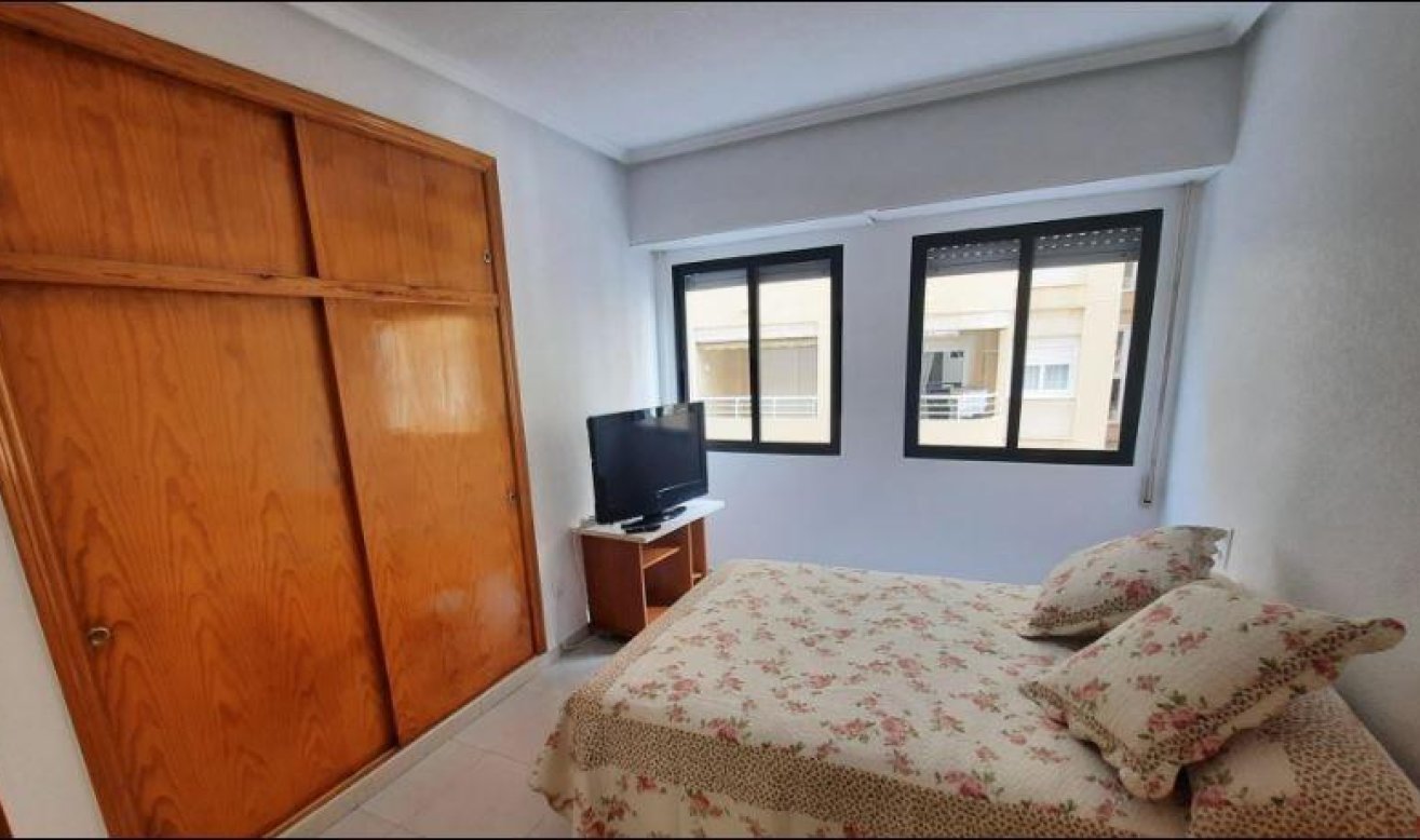 Reventa - Flat - Torrevieja - La Mata