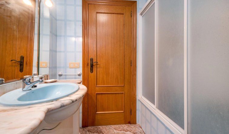 Reventa - Apartamento / piso - Guardamar del Segura - Centro