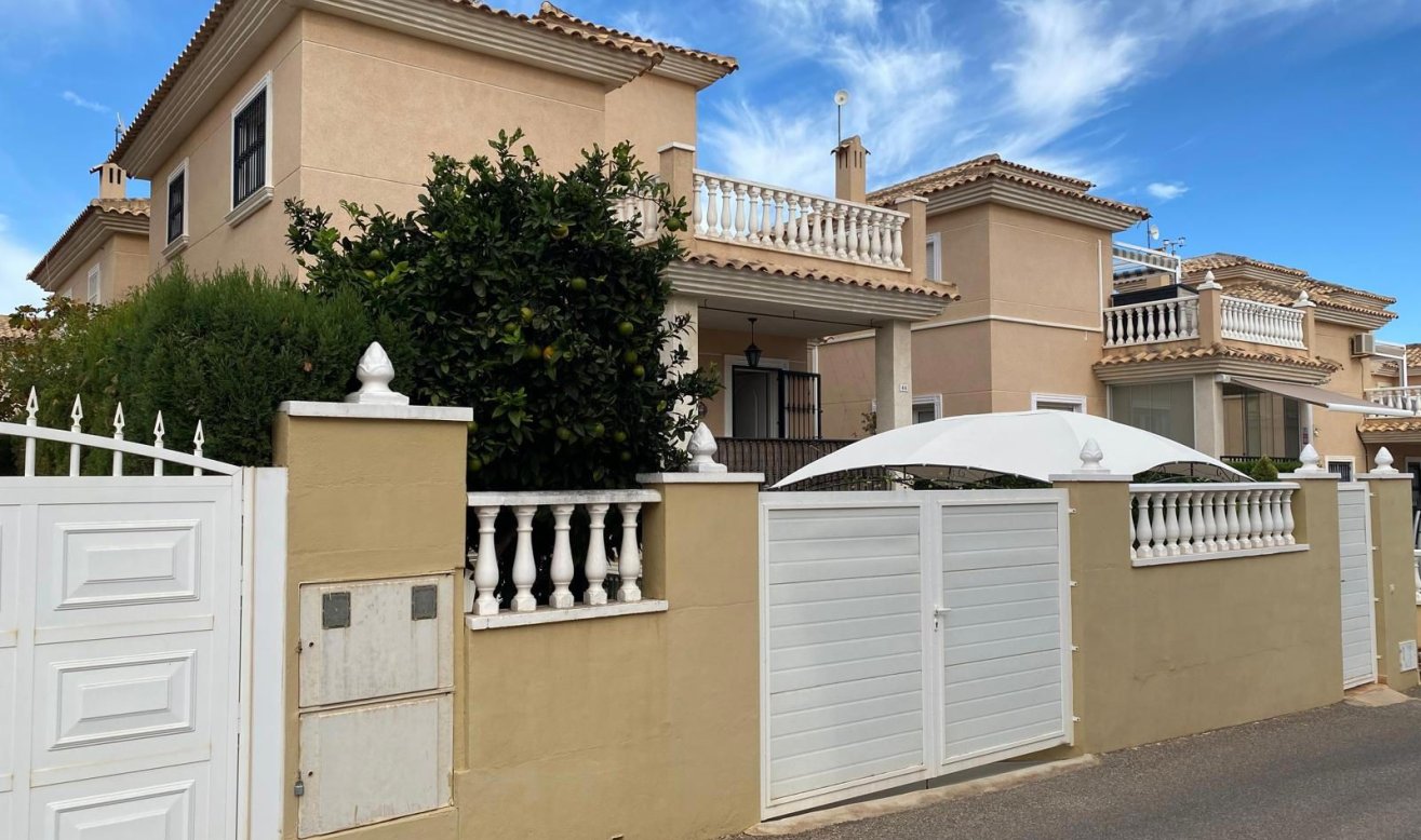 Reventa - detached house - Orihuela Costa - Los Altos