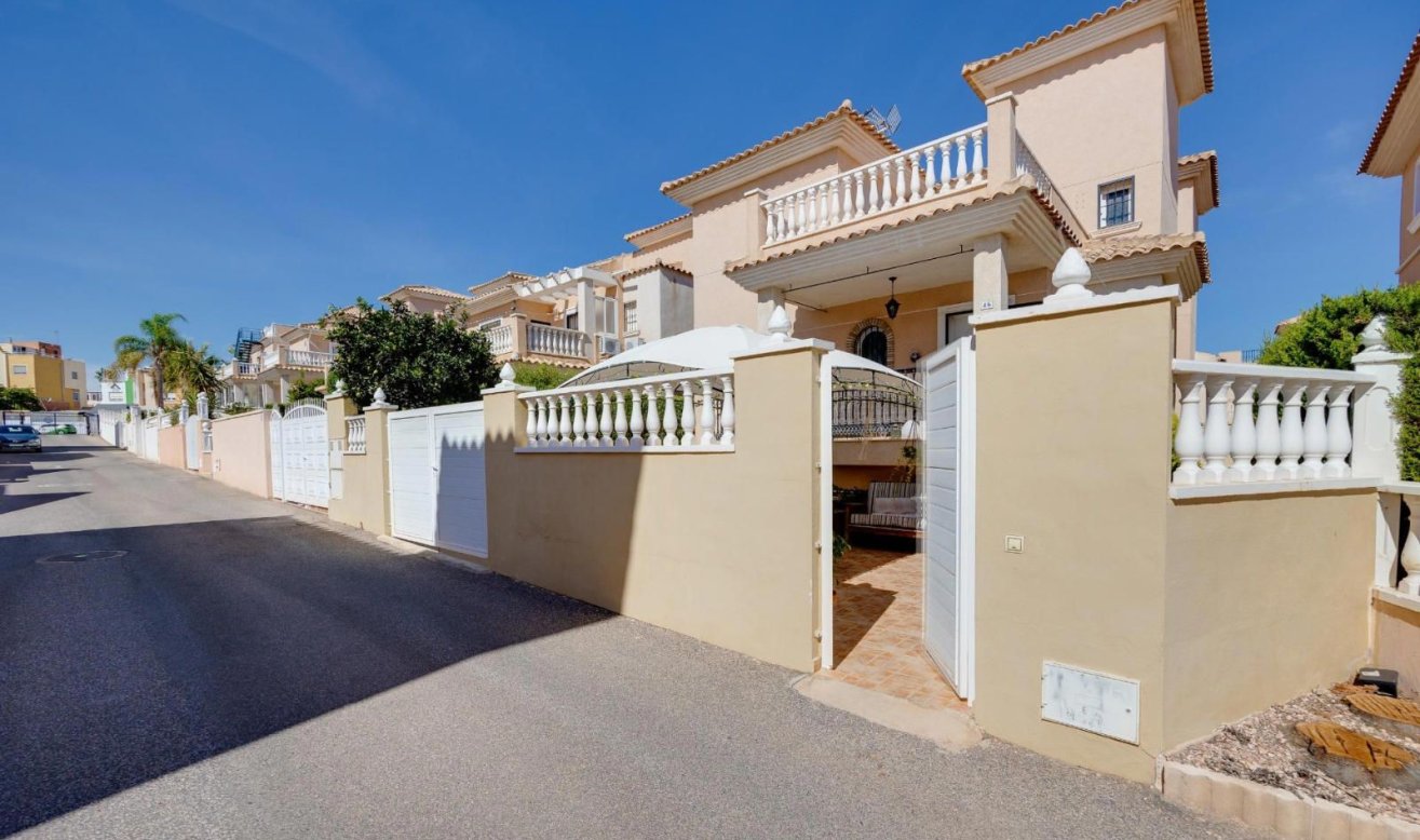 Reventa - detached house - Orihuela Costa - Los Altos