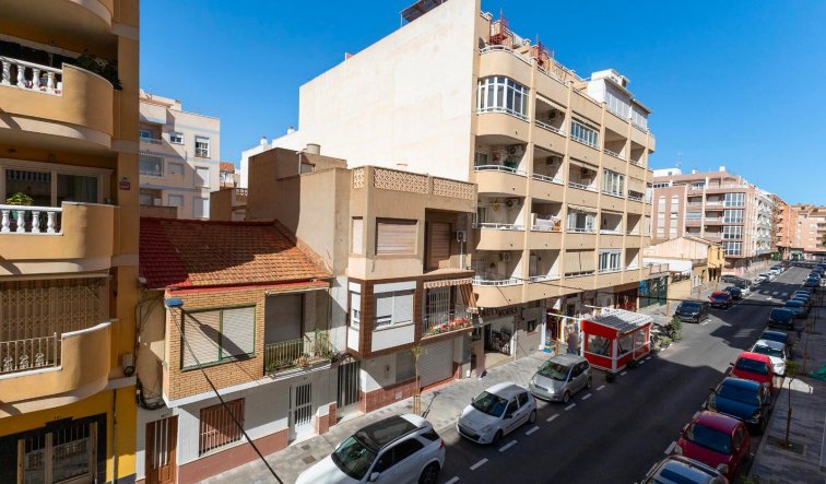 Reventa - Apartamento / piso - Torrevieja - torrevieja