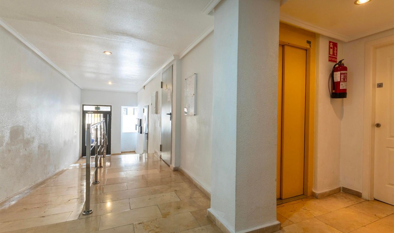 Reventa - Apartamento / piso - Torrevieja - torrevieja