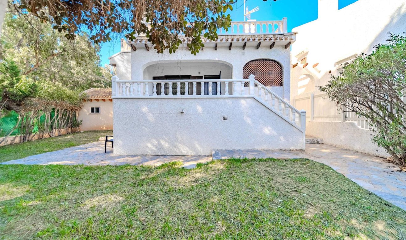 Reventa - detached house - Orihuela Costa - Playa Flamenca