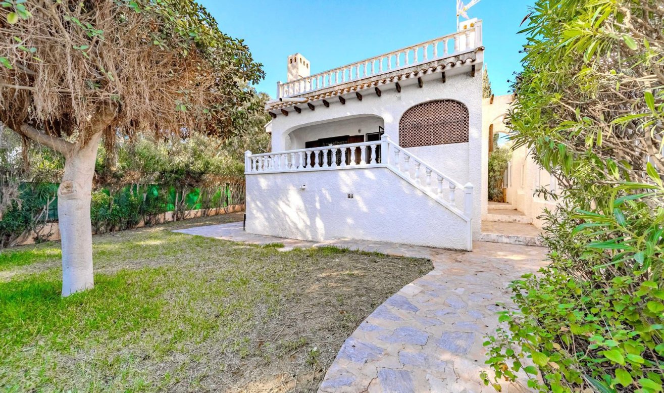 Reventa - detached house - Orihuela Costa - Playa Flamenca
