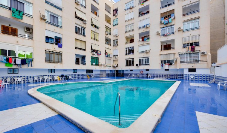 Resale - Apartment / flat - Torrevieja - torrevieja