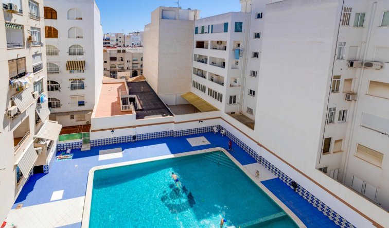 Resale - Apartment / flat - Torrevieja - torrevieja