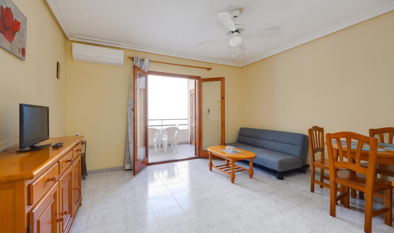 Resale - Apartment / flat - Torrevieja - torrevieja
