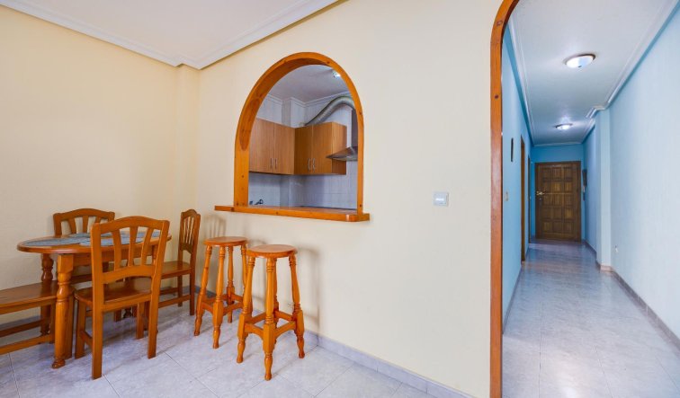 Resale - Apartment / flat - Torrevieja - torrevieja