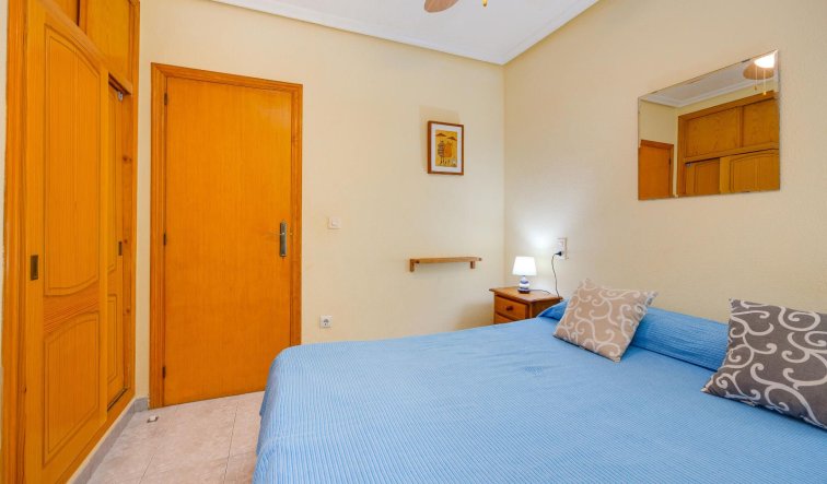 Resale - Apartment / flat - Torrevieja - torrevieja