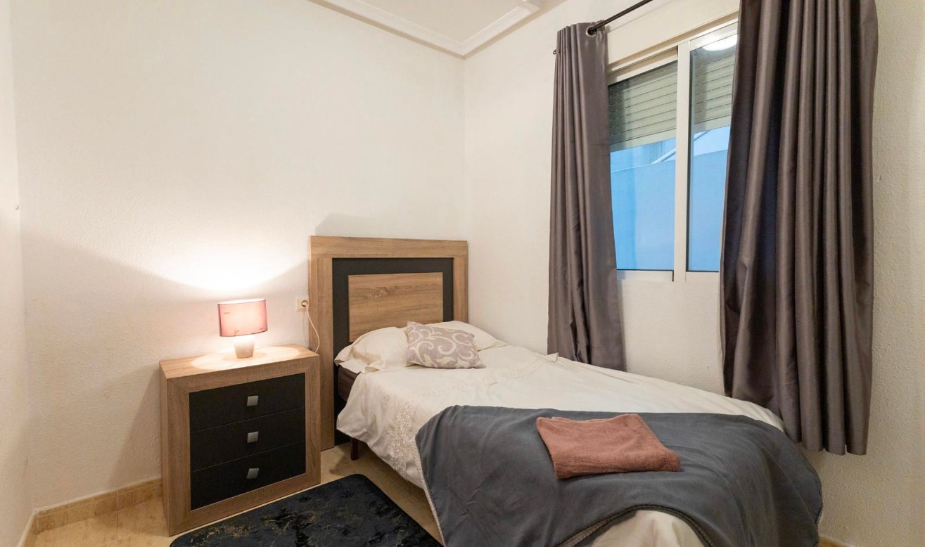 Reventa - Apartamento / piso - Torrevieja - torrevieja