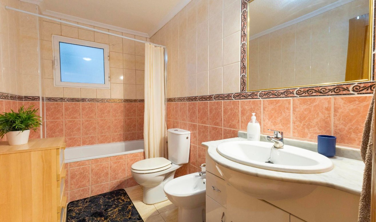 Reventa - Apartamento / piso - Torrevieja - torrevieja