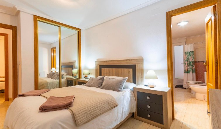 Reventa - Apartamento / piso - Torrevieja - torrevieja