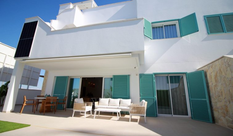 Obra nueva - Bungalow - Pilar de la Horadada - La Torre De La Horadada