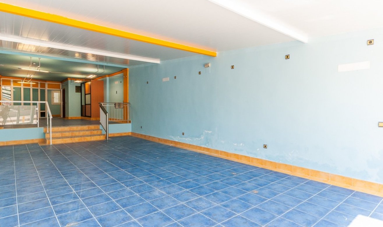 Reventa - Commercial Unit - Orihuela Costa - La Regia